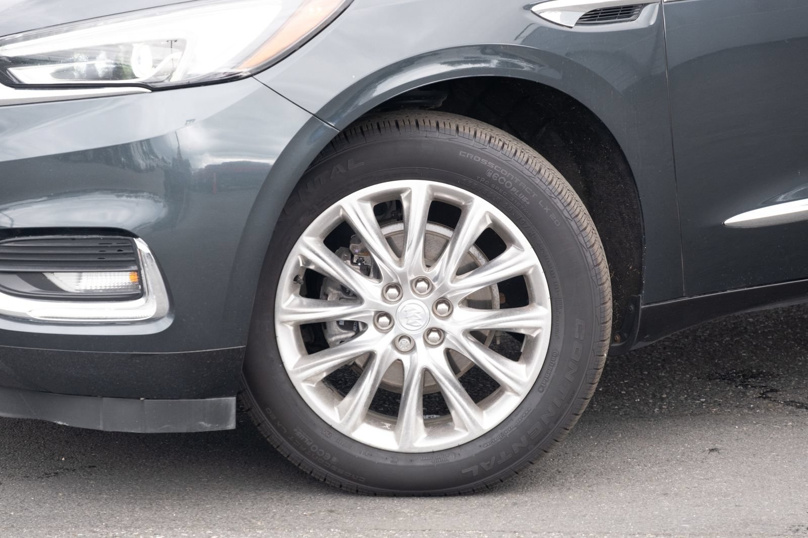 Used 2021 Buick Enclave Essence w/ Experience Buick Package AWD/4WD image 24