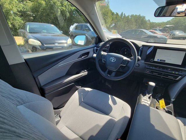 Used 2026 Toyota Camry LE FWD image 7