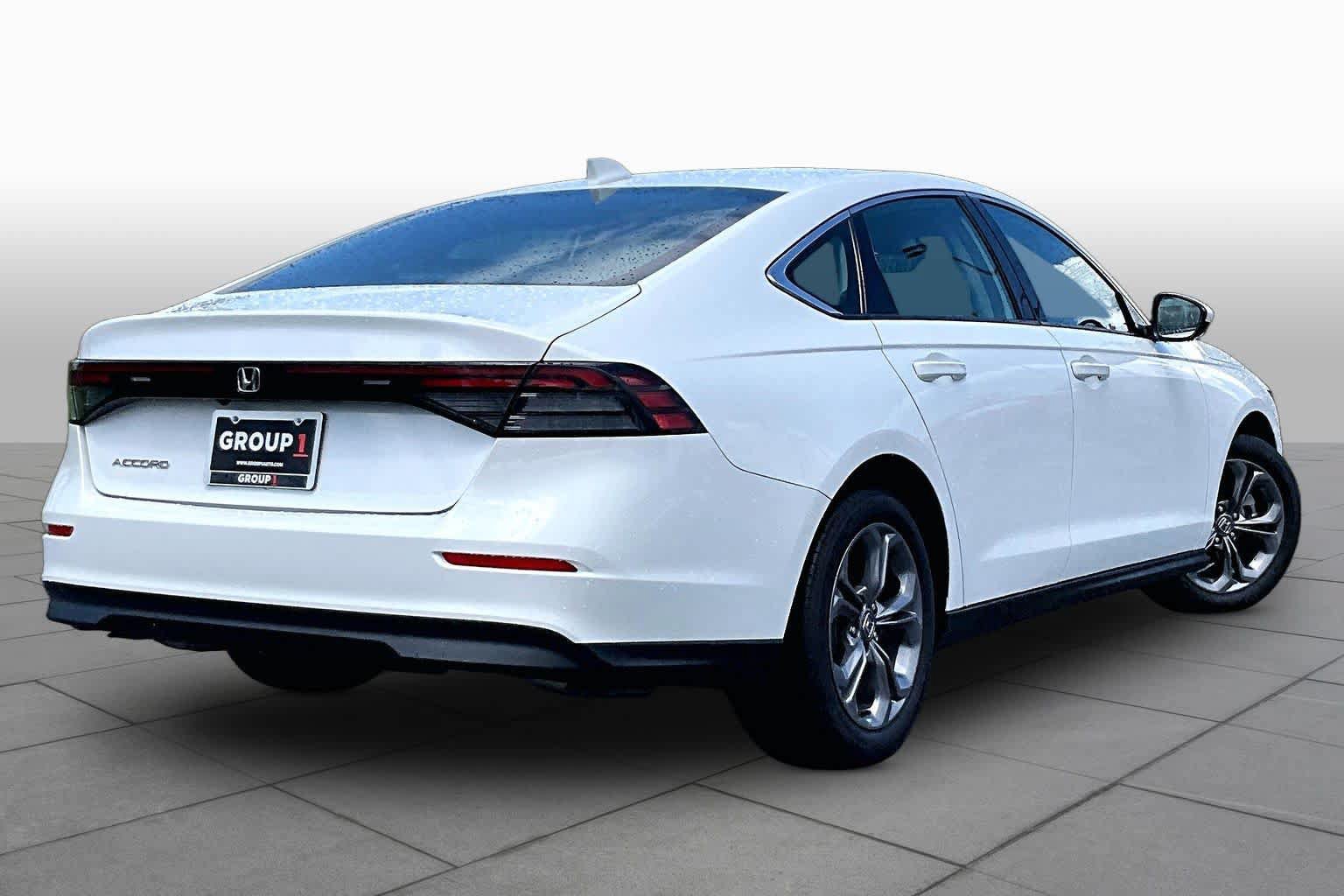 Used 2024 Honda Accord EX image 12