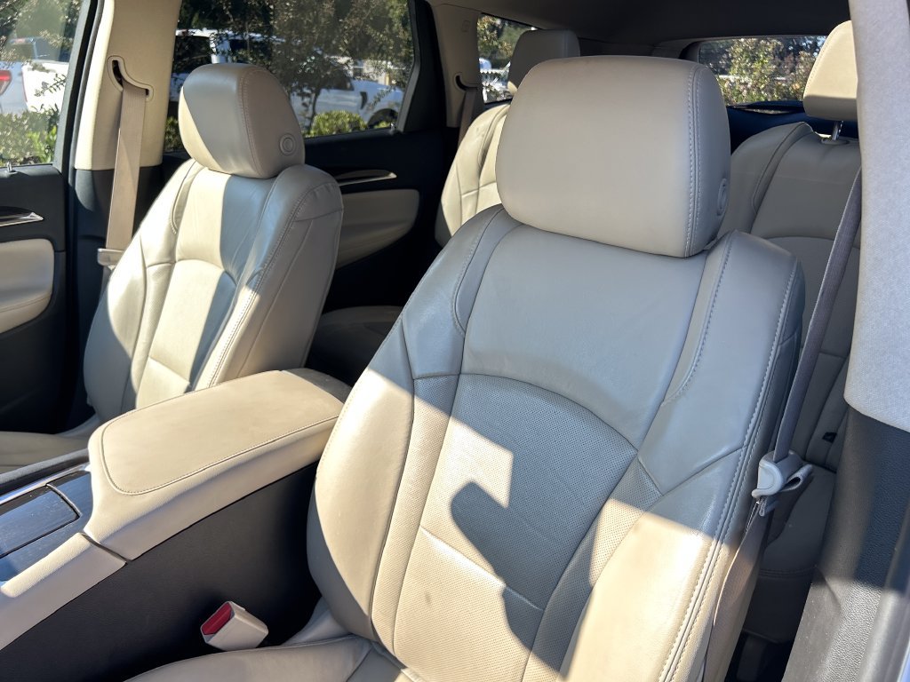 Used 2018 Buick Enclave Premium FWD image 9