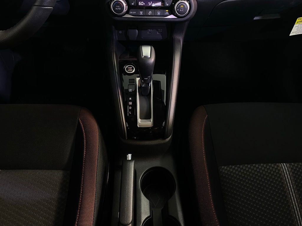 New 2025 Nissan Versa SR w/ Trunk Package image 18