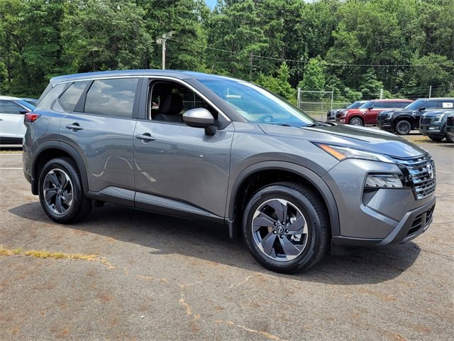 New 2025 Nissan Rogue SV image 2