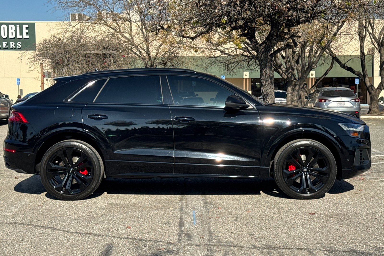 Used 2019 Audi Q8 Prestige w/ Towing Package image 3