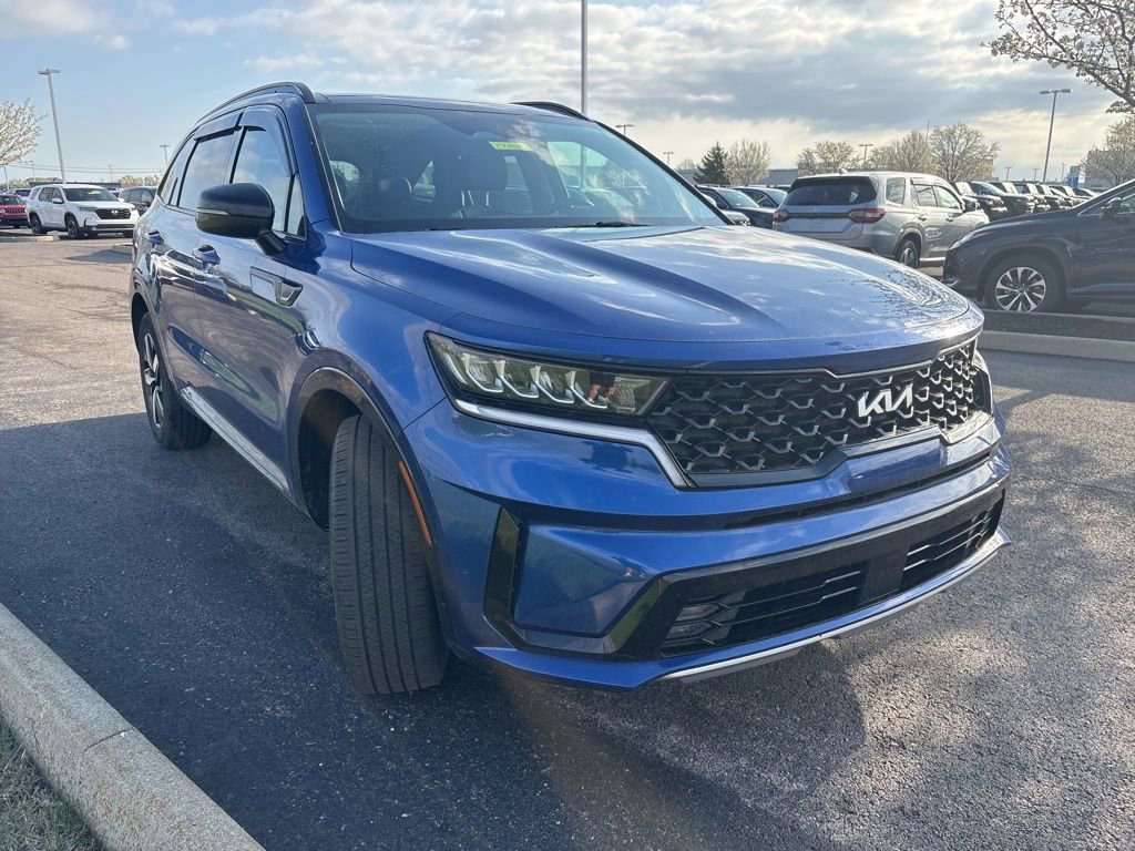 Used 2022 Kia Sorento EX w/ Panoramic Sunroof Package image 14