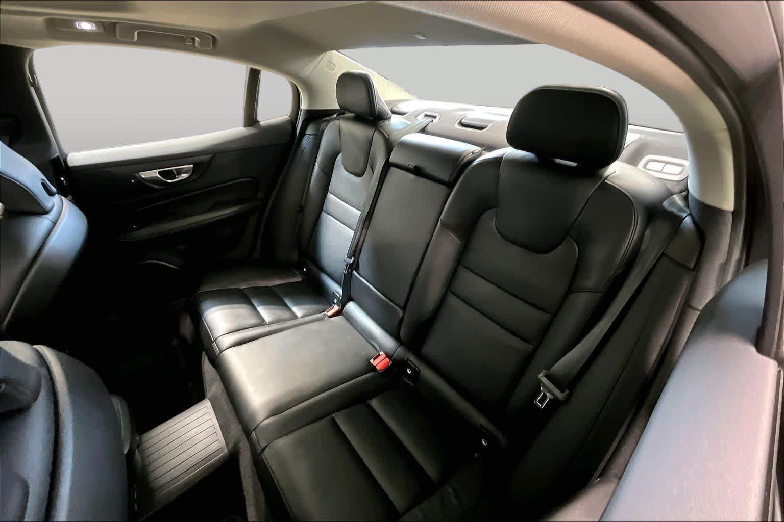 Used 2024 Volvo S60 B5 Plus AWD/4WD image 20