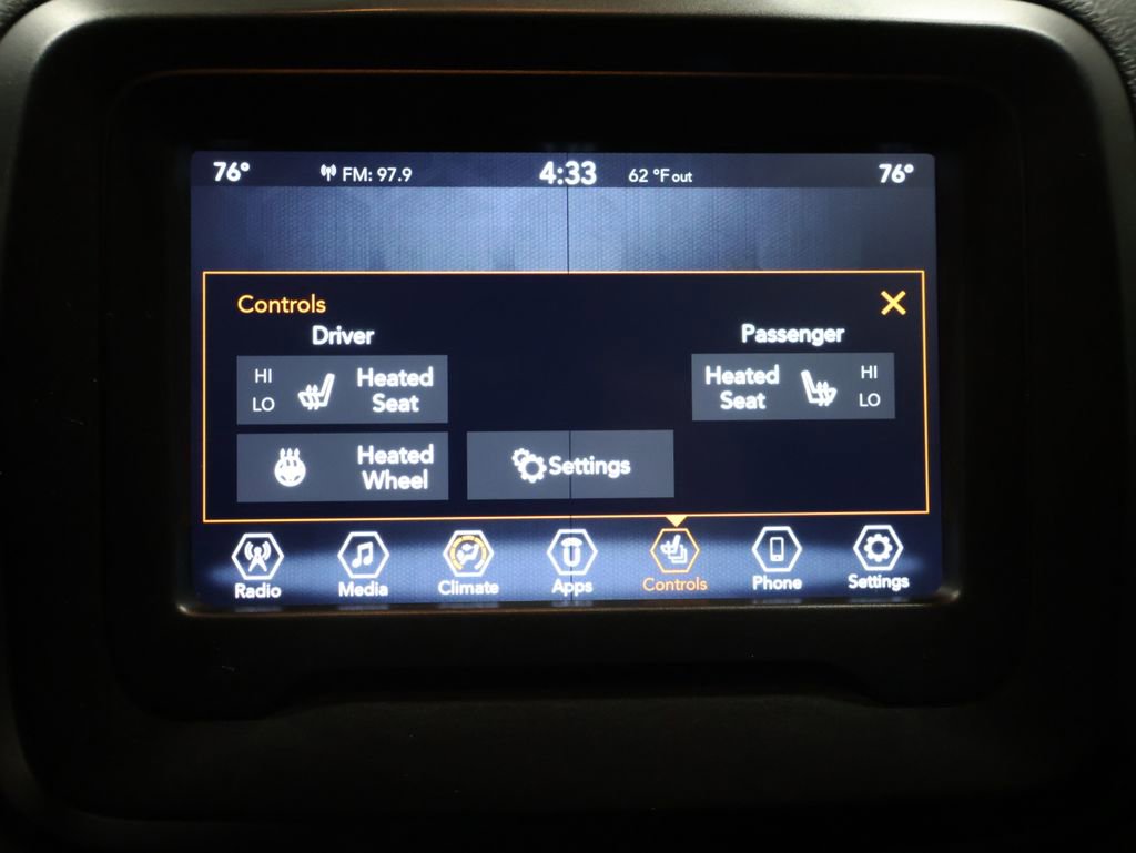 Used 2020 Jeep Renegade Limited image 31