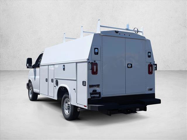 New 2026 Chevrolet Express 3500 w/ Power Convenience Package RWD image 9