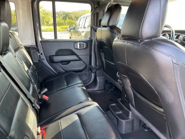 Used 2021 Jeep Wrangler Unlimited Sahara image 10