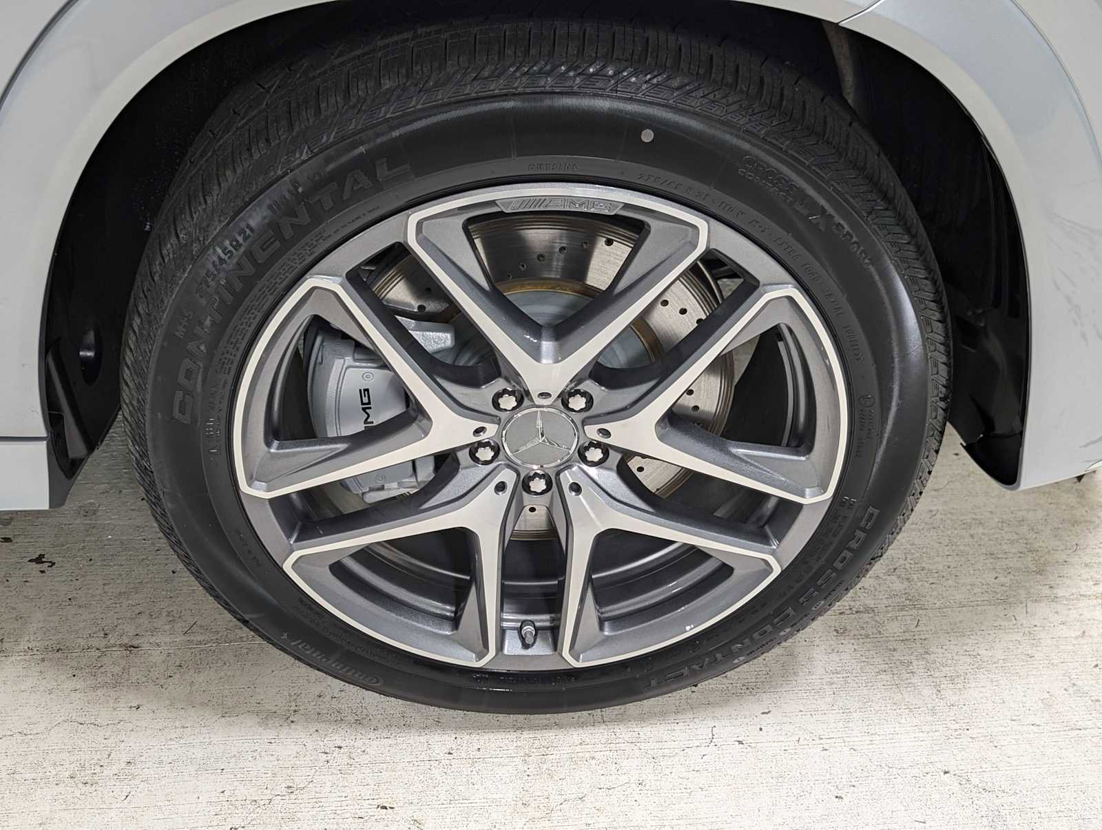 New 2025 Mercedes-Benz GLE 53 AMG 4MATIC image 9