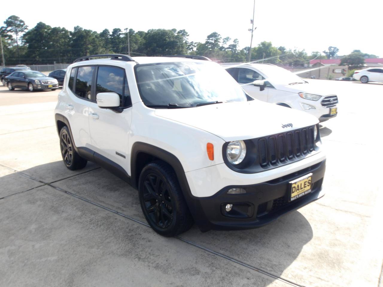 Used 2018 Jeep Renegade Altitude FWD image 4
