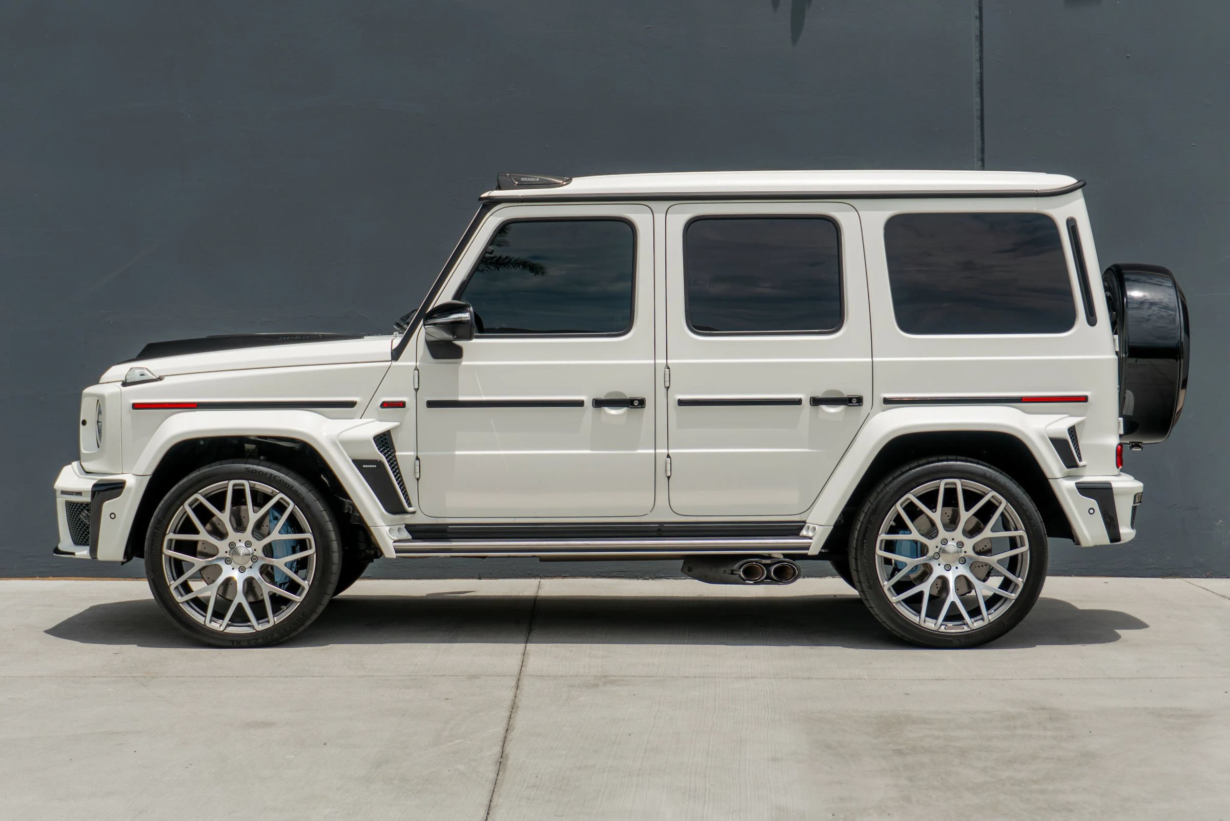 Used 2025 Mercedes-Benz G 63 AMG 4MATIC image 2