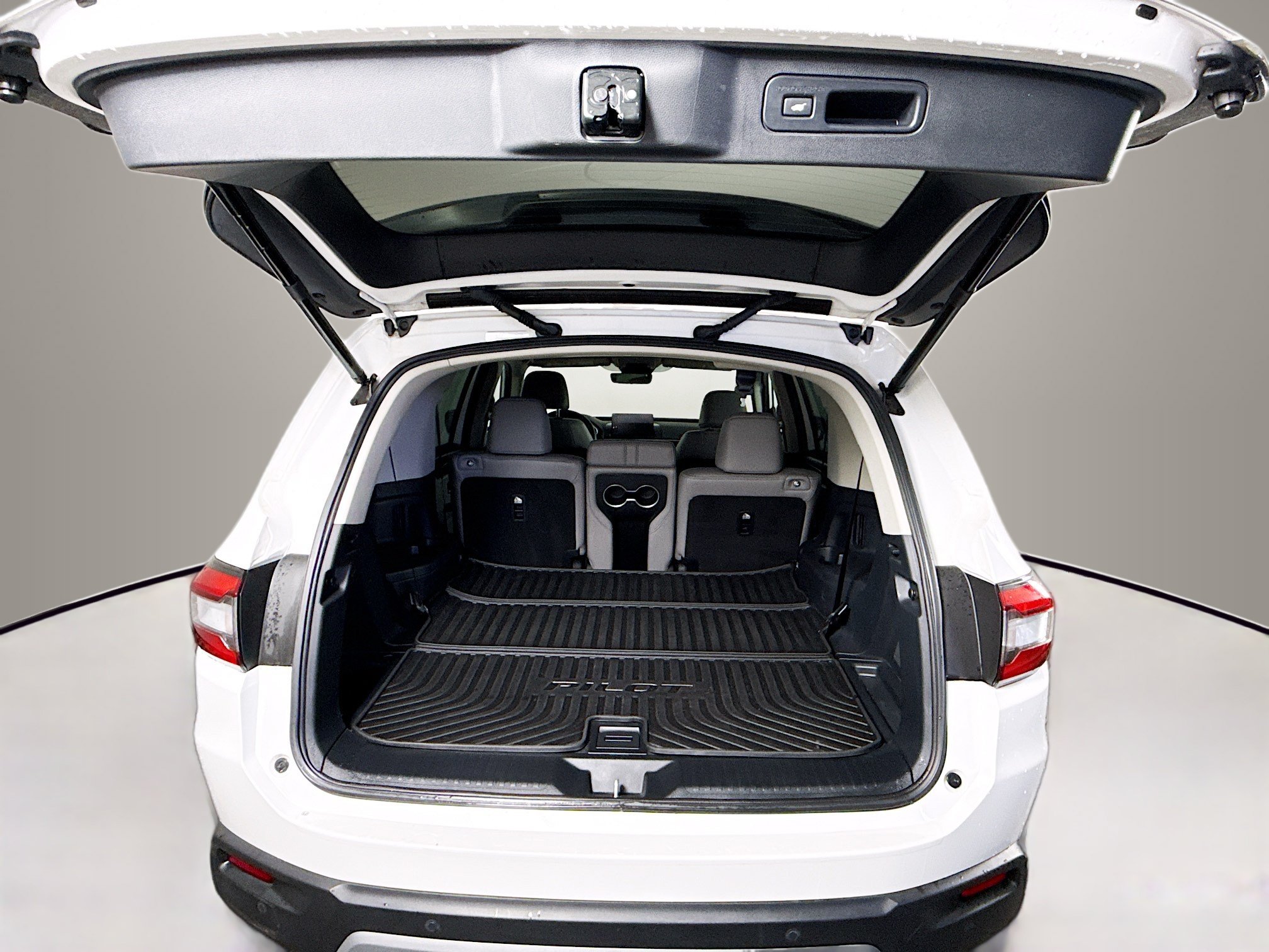Used 2025 Honda Pilot EX-L image 24