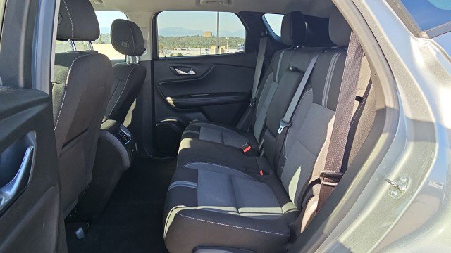 Used 2025 Chevrolet Blazer LT FWD image 24
