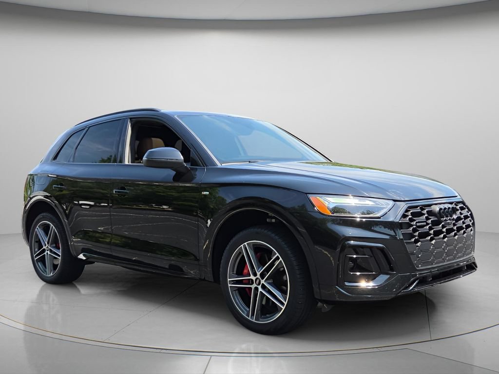 Used 2024 Audi Q5 e Premium Plus w/ Premium Plus Package AWD/4WD image 9
