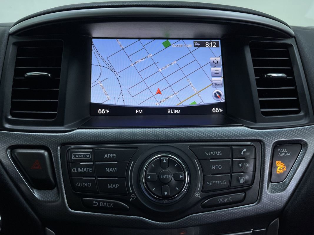 Used 2020 Nissan Pathfinder SL FWD image 23