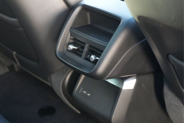 Used 2024 Cadillac Lyriq Luxury w/ LPO, Floor Liner Package AWD/4WD image 23