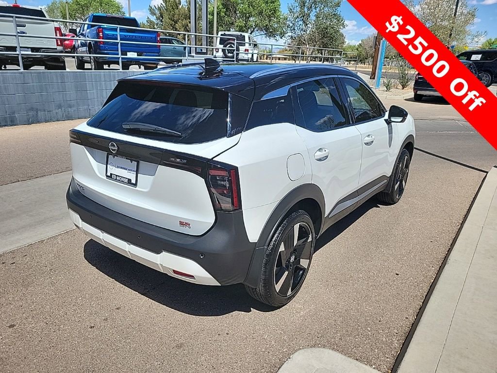 New 2025 Nissan Kicks SR w/ SR Premium Package FWD image 7