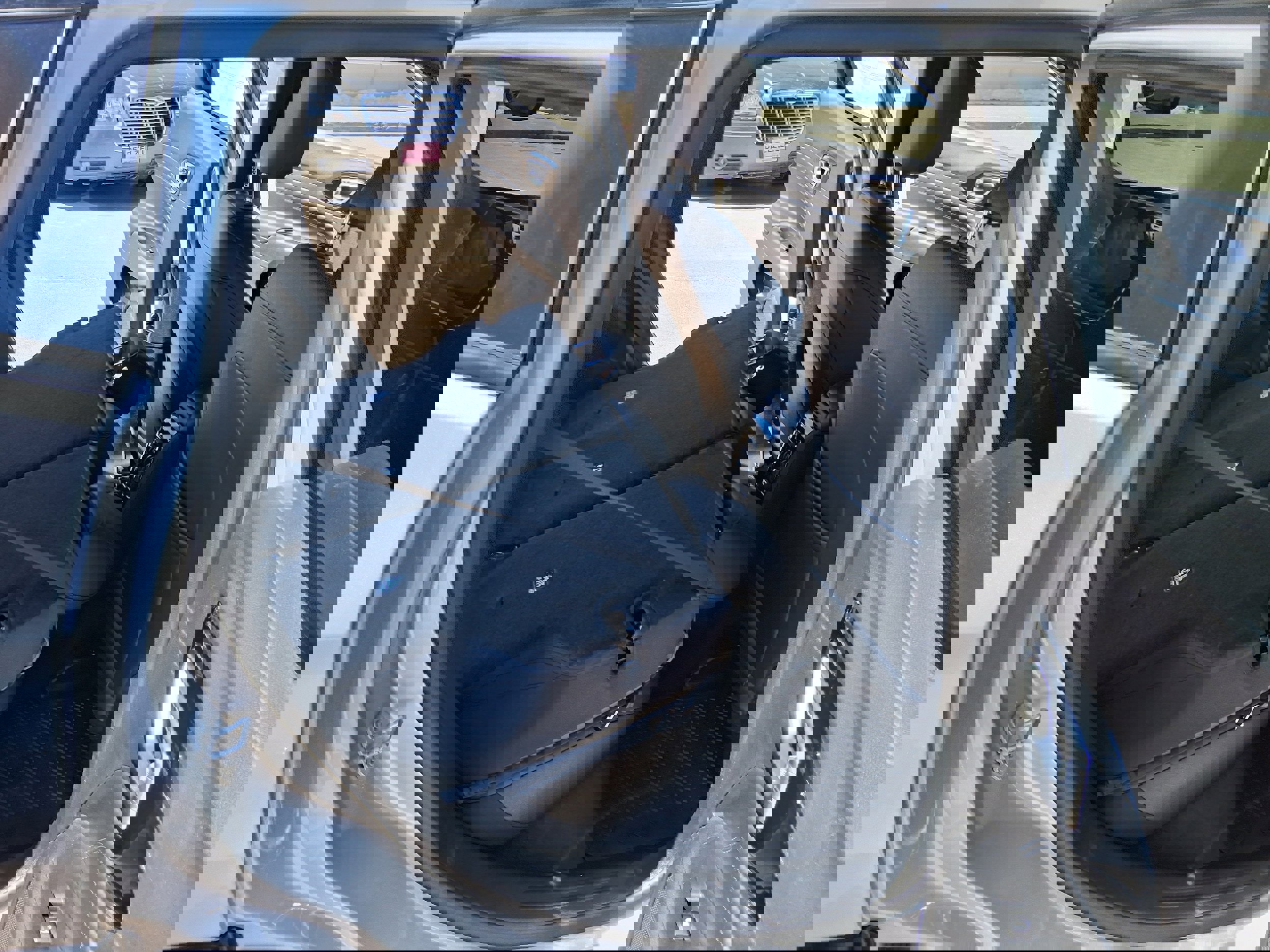 New 2026 Jeep Compass Latitude image 21