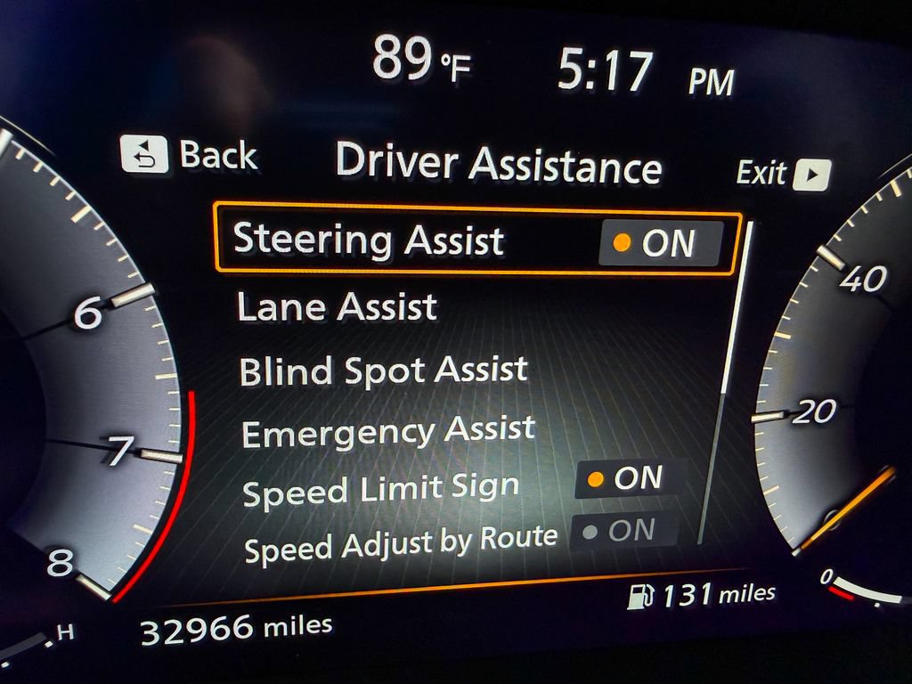 Used 2023 INFINITI QX60 Sensory w/ Vision Package AWD/4WD image 19