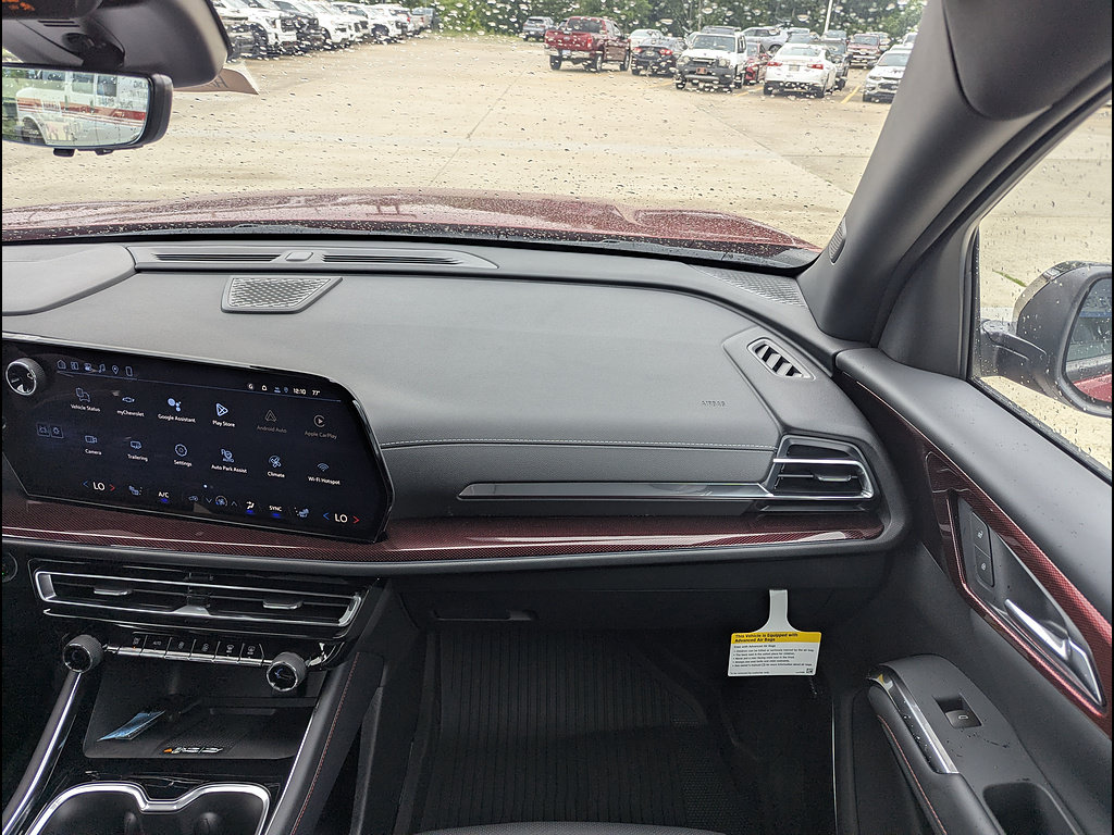 New 2026 Chevrolet Traverse Z71 w/ Enhanced Driving Package AWD/4WD image 4