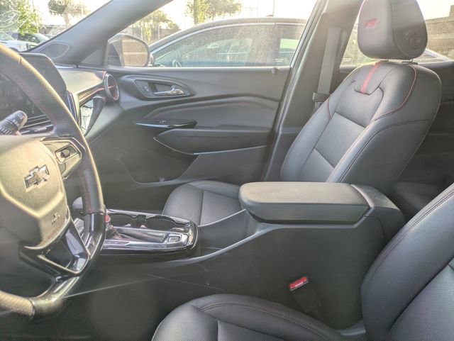 Used 2025 Chevrolet Trax RS w/ Sunroof Package image 7