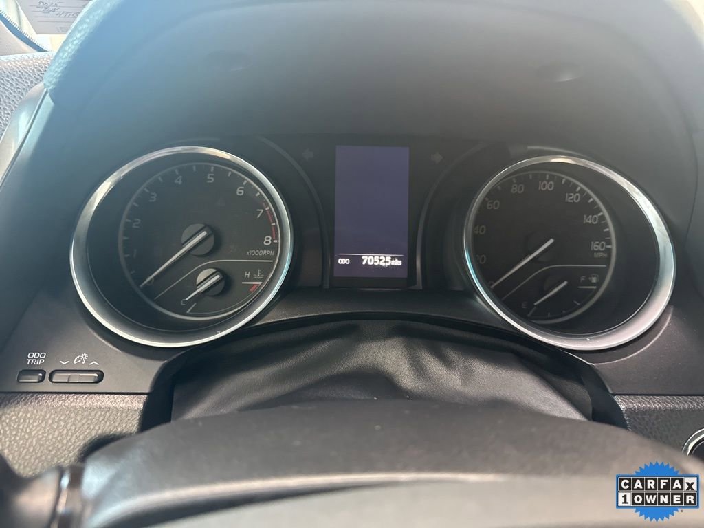 Used 2018 Toyota Camry LE w/ Convenience Package image 4