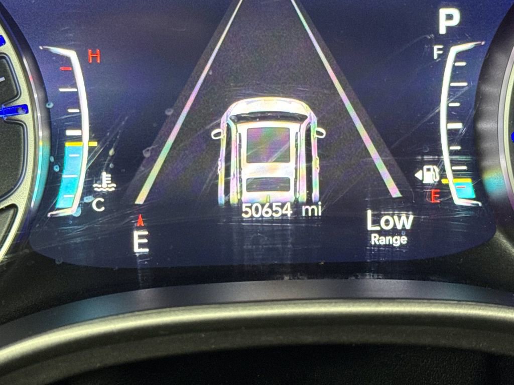 Used 2022 Chrysler Pacifica Touring-L FWD image 27