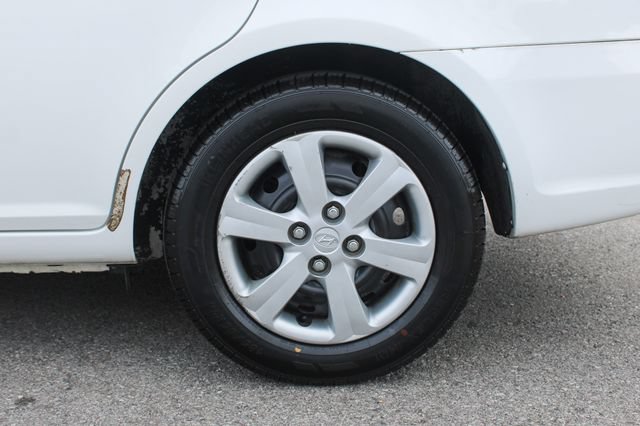 Used 2008 Hyundai Accent GLS FWD image 24