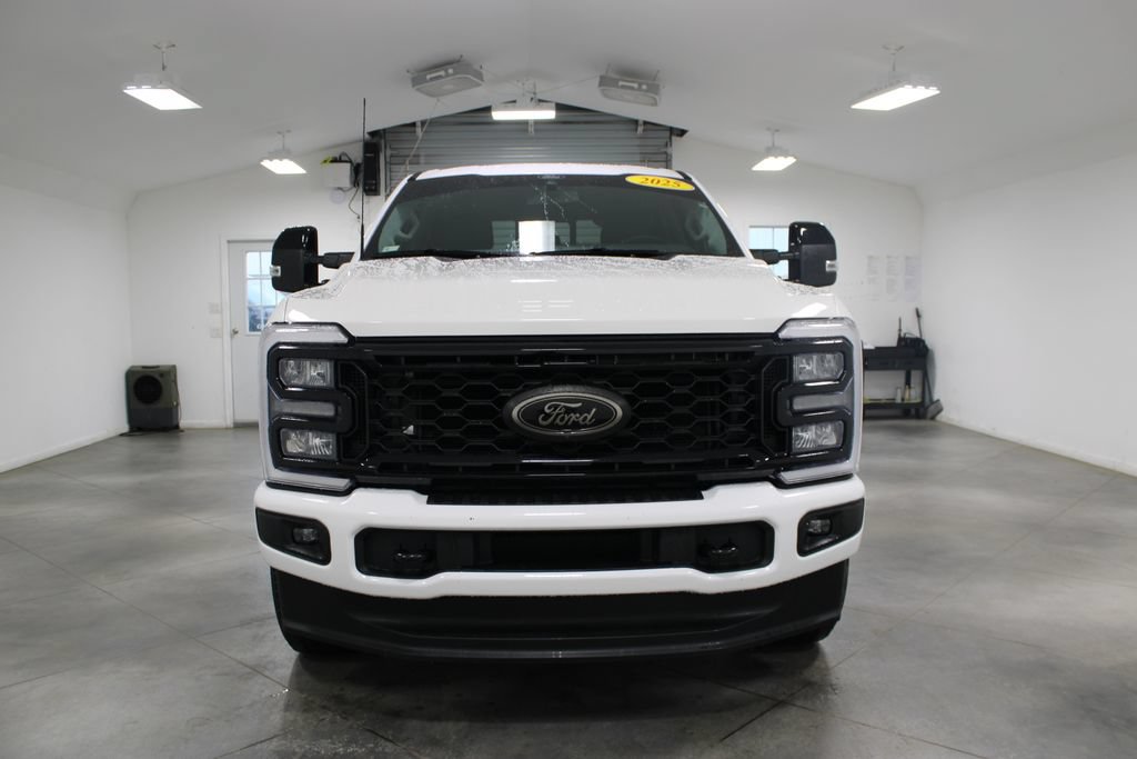 Used 2025 Ford F250 Lariat w/ Black Appearance Package AWD/4WD image 2