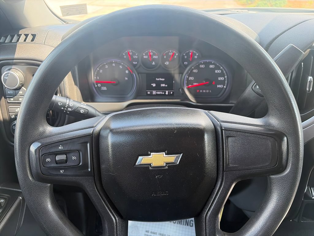Used 2019 Chevrolet Silverado 1500 Custom w/ Custom Value Package AWD/4WD image 15
