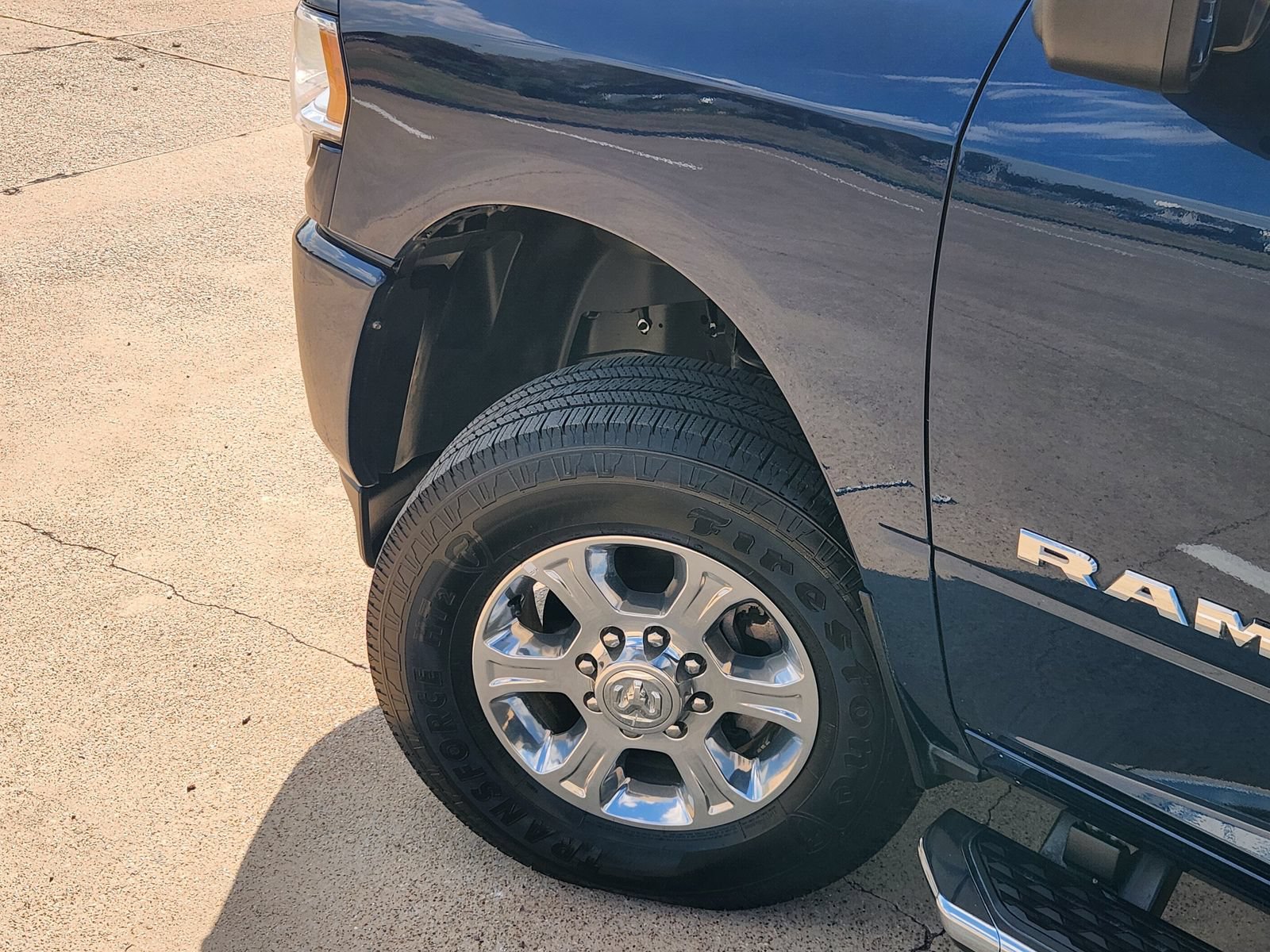 Used 2024 RAM 2500 Big Horn w/ Sport Appearance Package AWD/4WD image 16