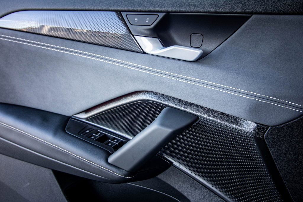 New 2026 Volkswagen Tiguan SE image 27