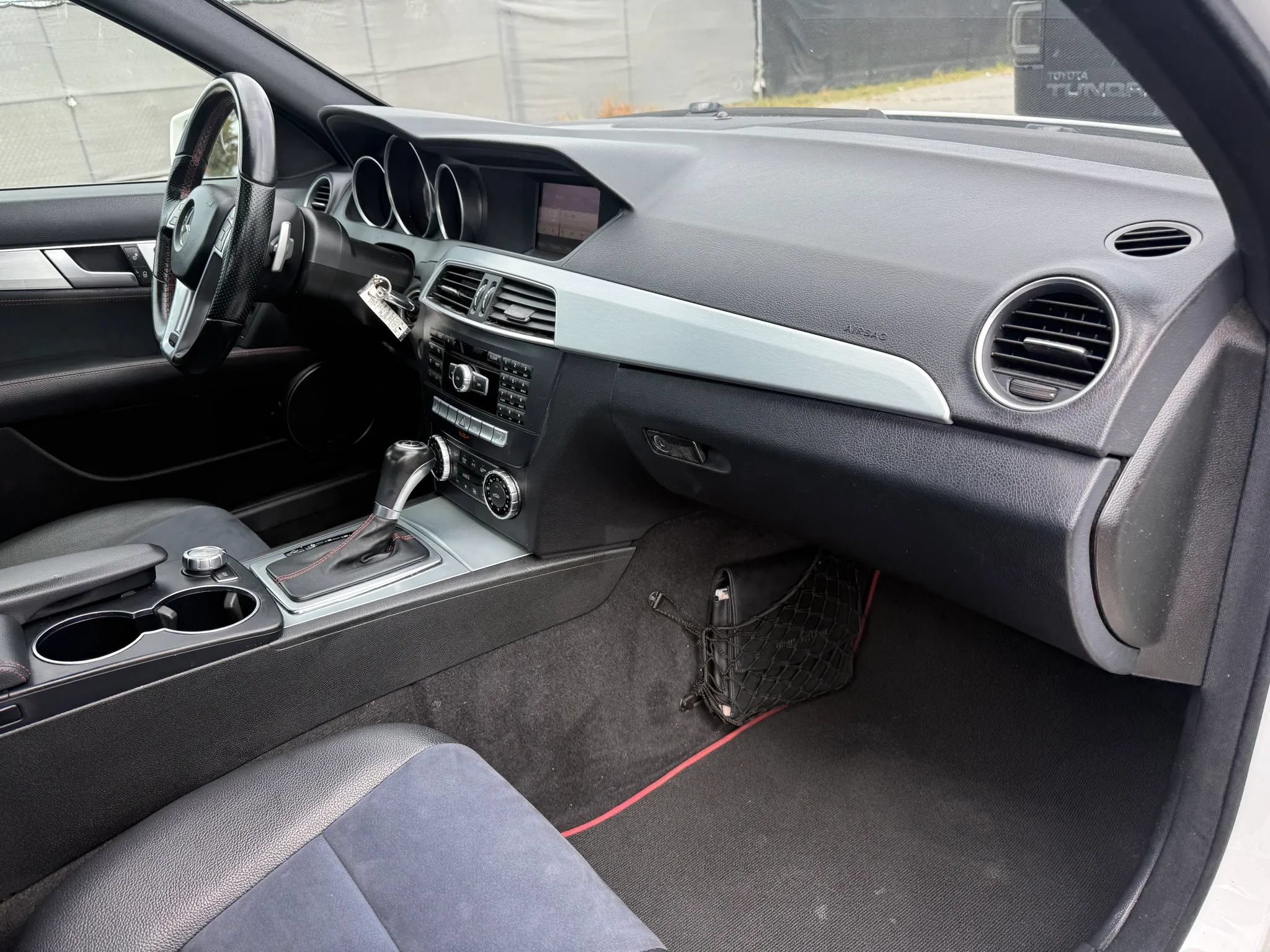 Used 2014 Mercedes-Benz C 300 4MATIC Sedan image 19