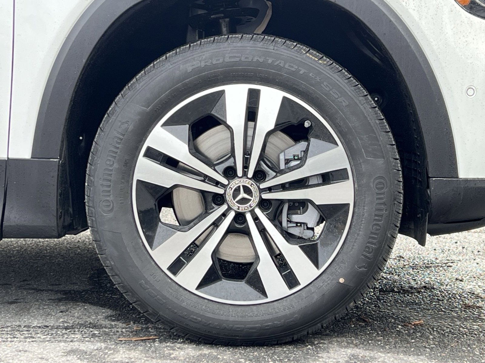 New 2026 Mercedes-Benz GLB 250 4MATIC image 10