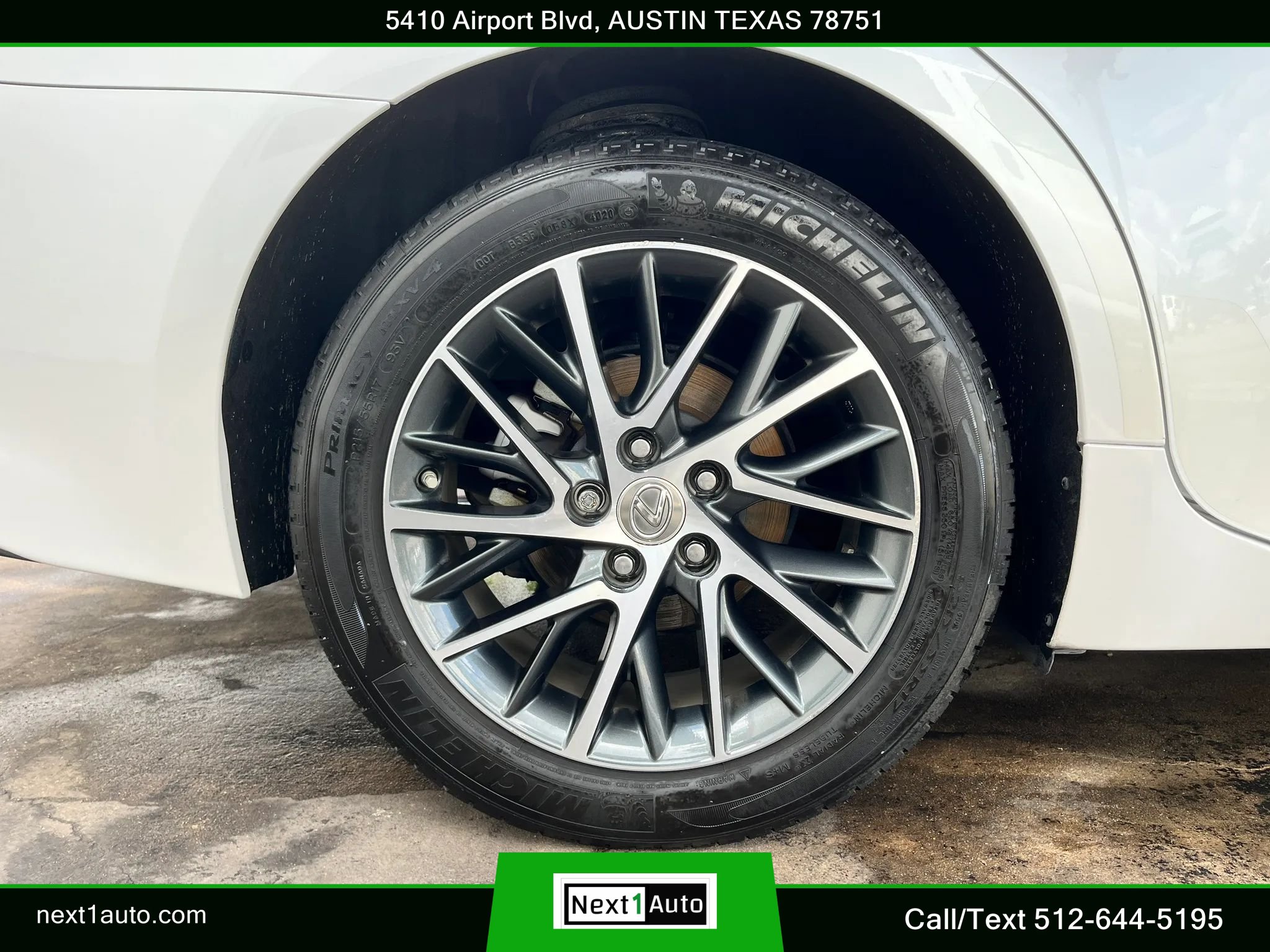 Used 2018 Lexus ES 350 w/ Luxury Package w/Wood Trim FWD image 38