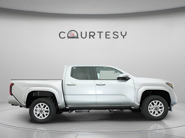 Certified 2026 Toyota Tacoma SR5 AWD/4WD image 27