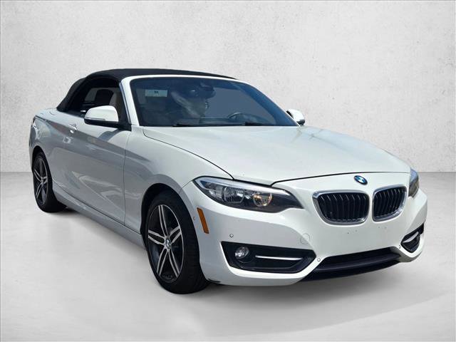 Used 2017 BMW 230i xDrive Convertible image 3