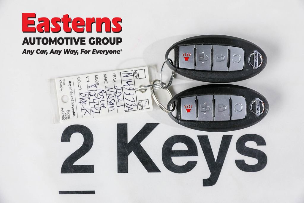 Used 2021 Nissan Rogue SV image 22