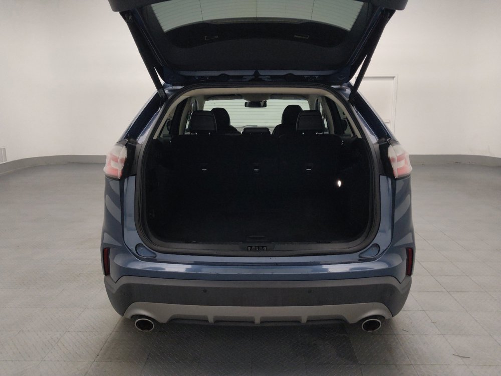 Used 2019 Ford Edge Titanium FWD image 29