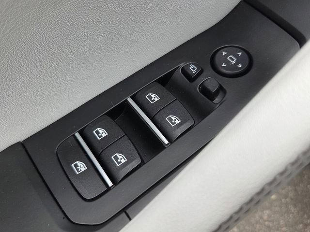 Used 2026 BMW X6 xDrive40i image 37