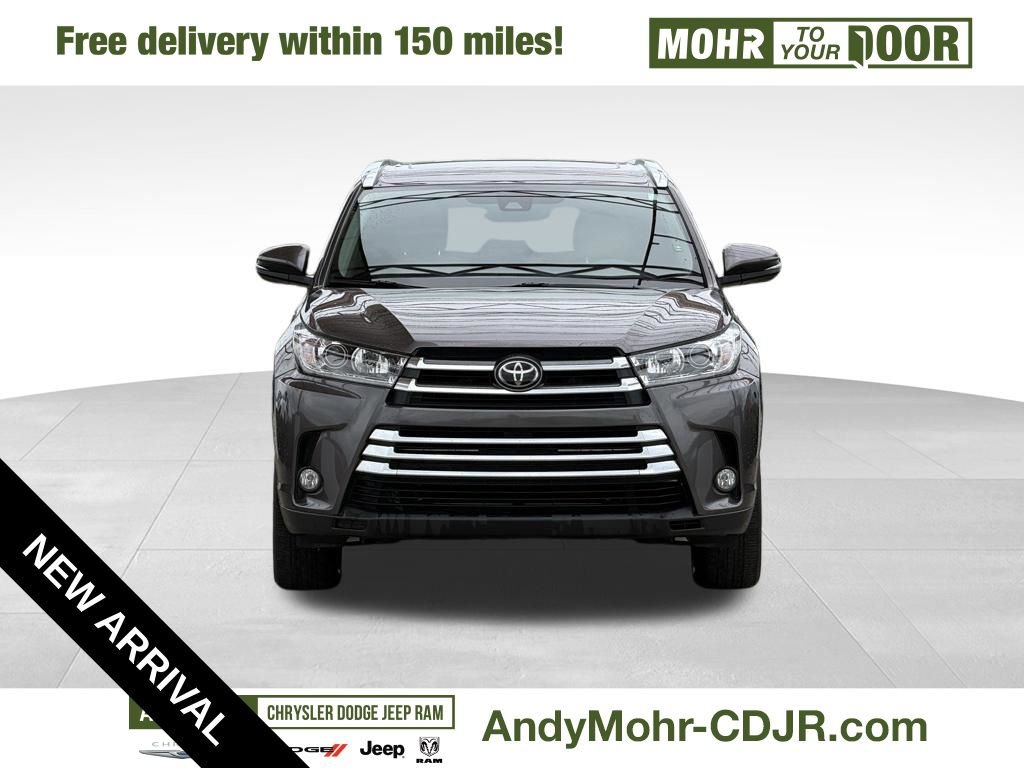 Used 2017 Toyota Highlander Limited image 2