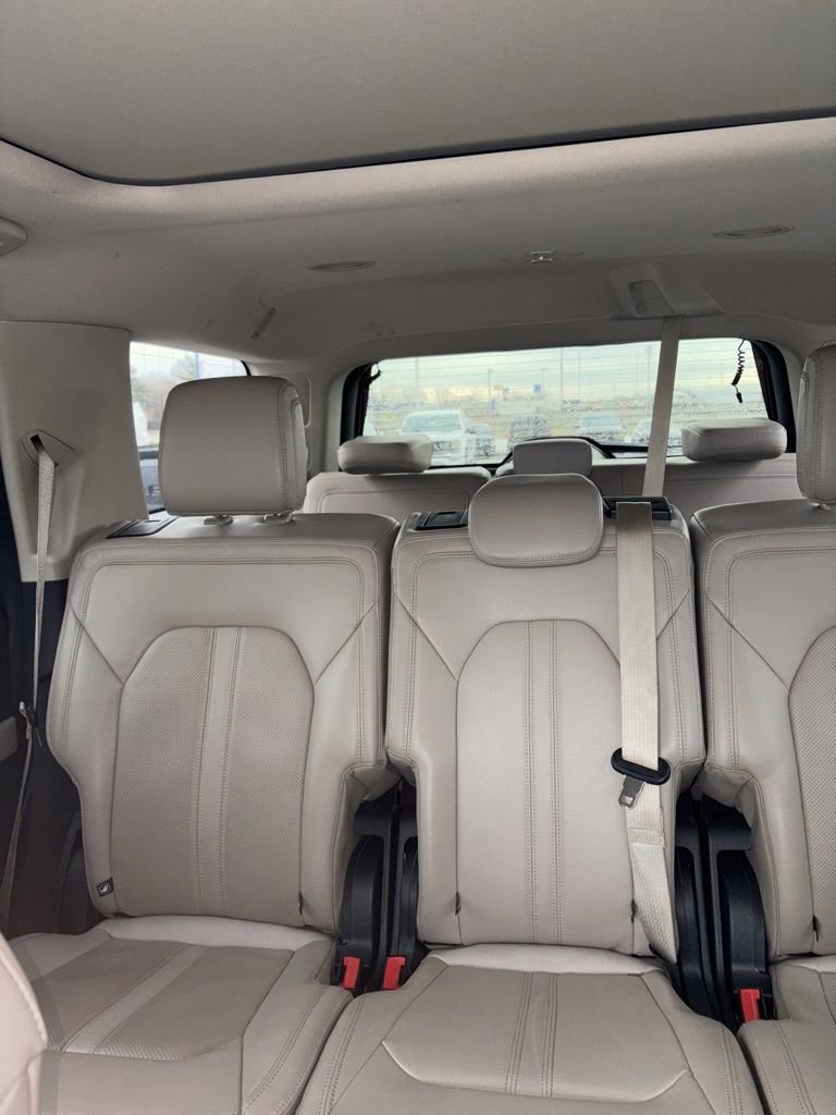 Used 2024 Ford Expedition Limited image 50