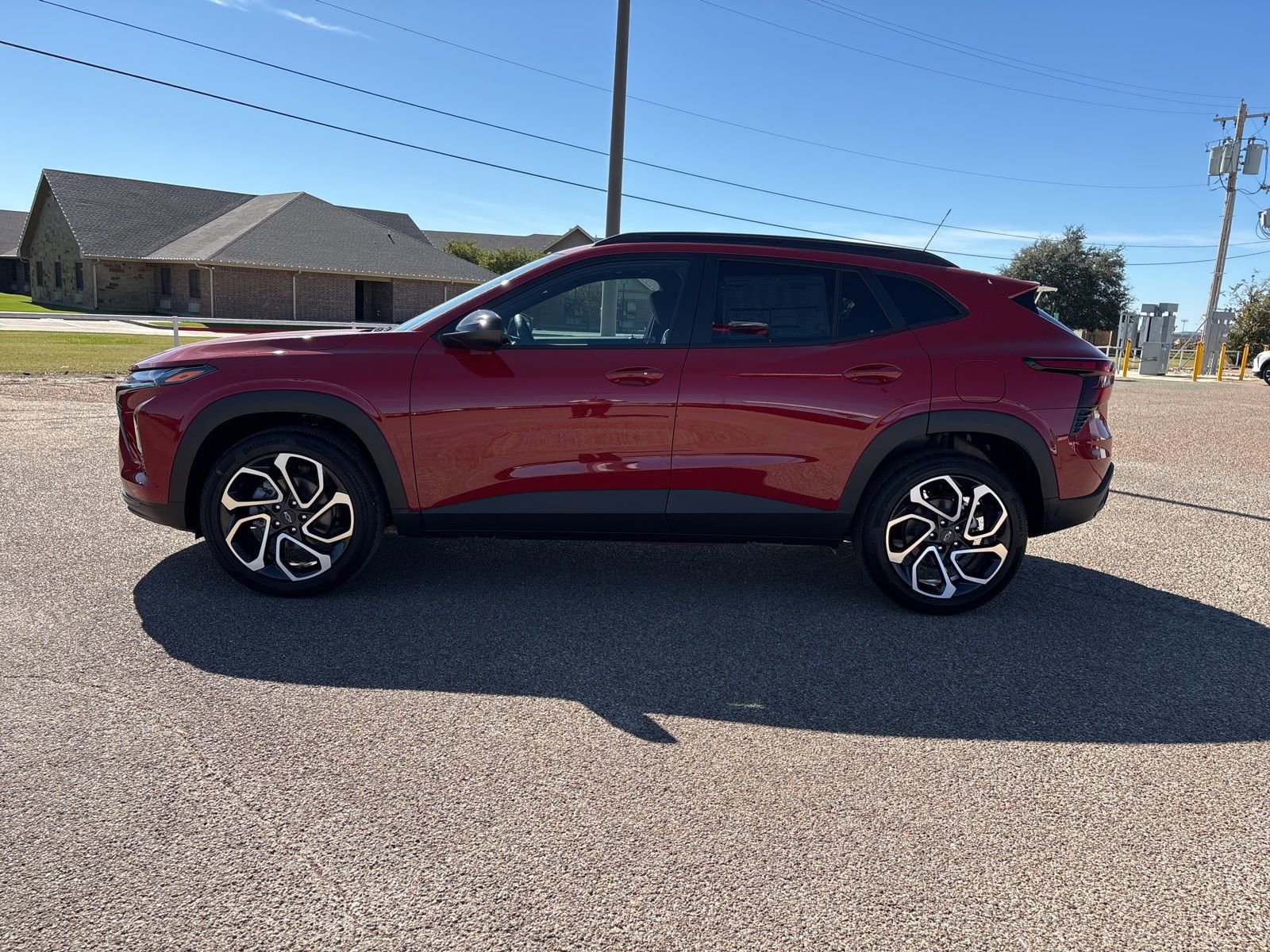 New 2026 Chevrolet Trax RS w/ Sunroof Package image 2