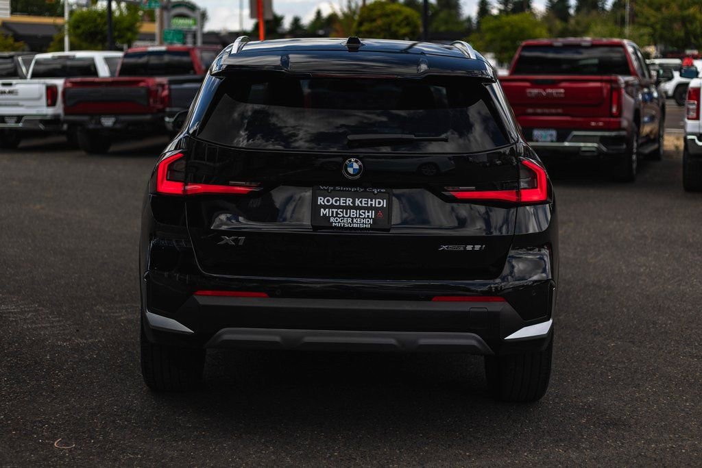 Used 2023 BMW X1 xDrive28i image 9