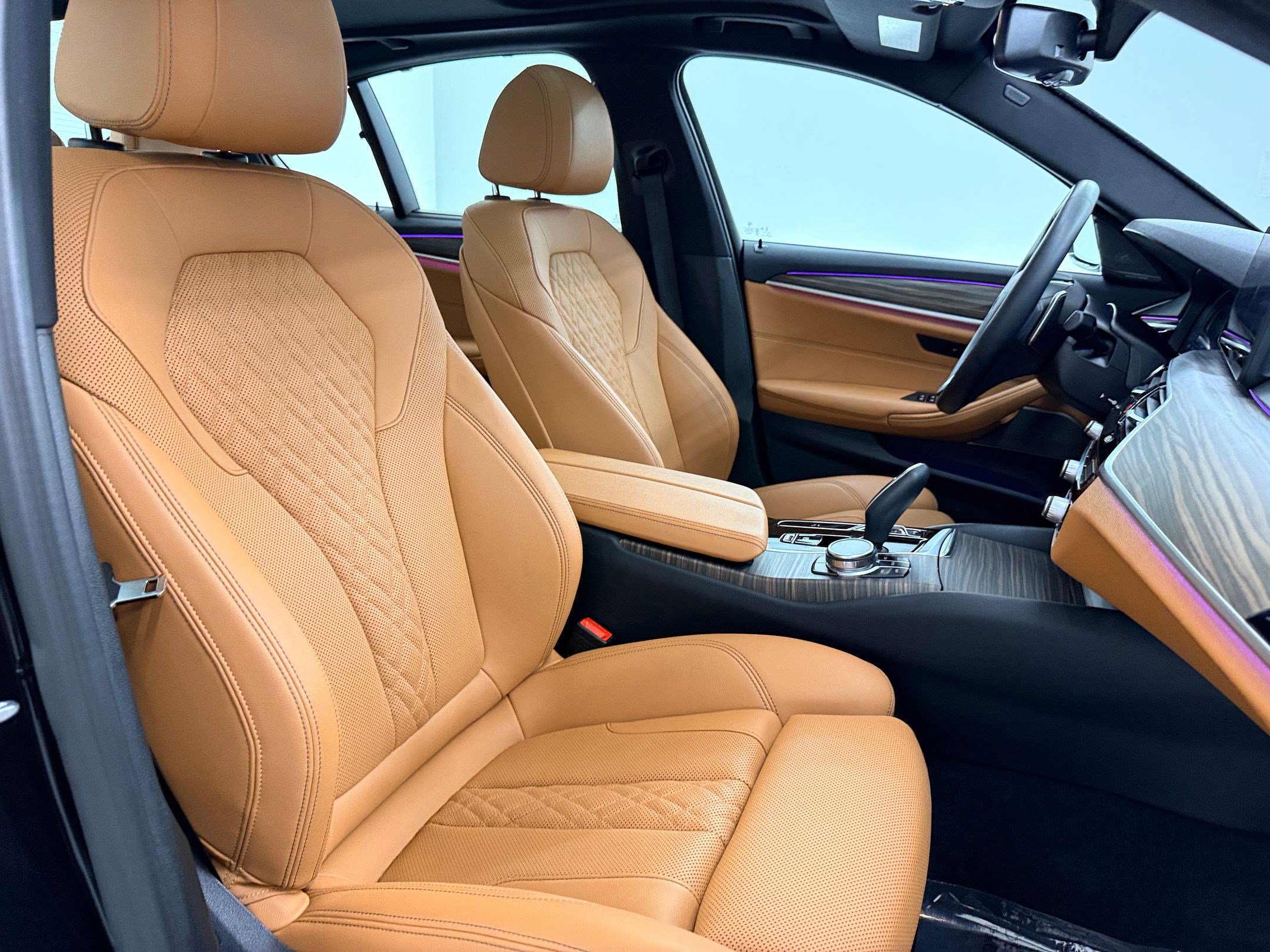 Certified 2022 BMW 540i w/ M Sport Package RWD image 30