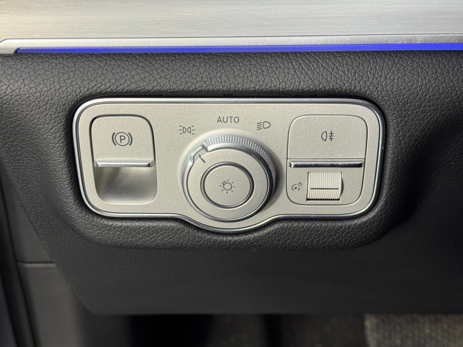 Used 2024 Mercedes-Benz GLS 450 4MATIC image 19