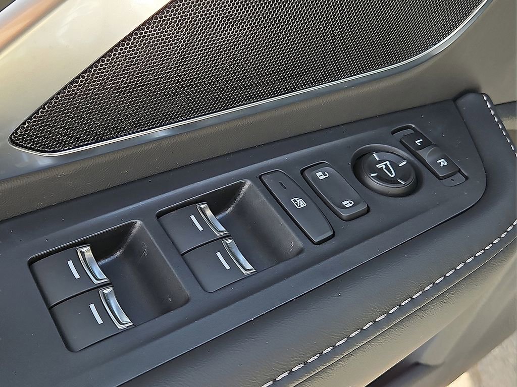 New 2026 Acura RDX SH-AWD image 18