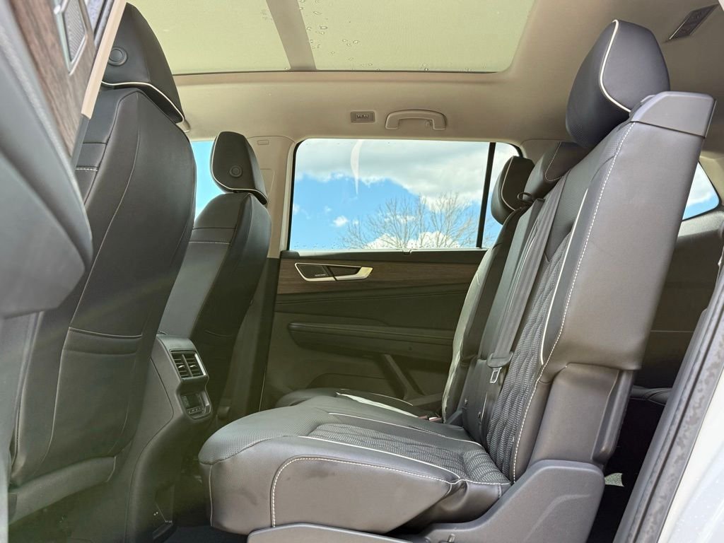 New 2026 Volkswagen Atlas SEL Premium R-Line AWD/4WD image 24