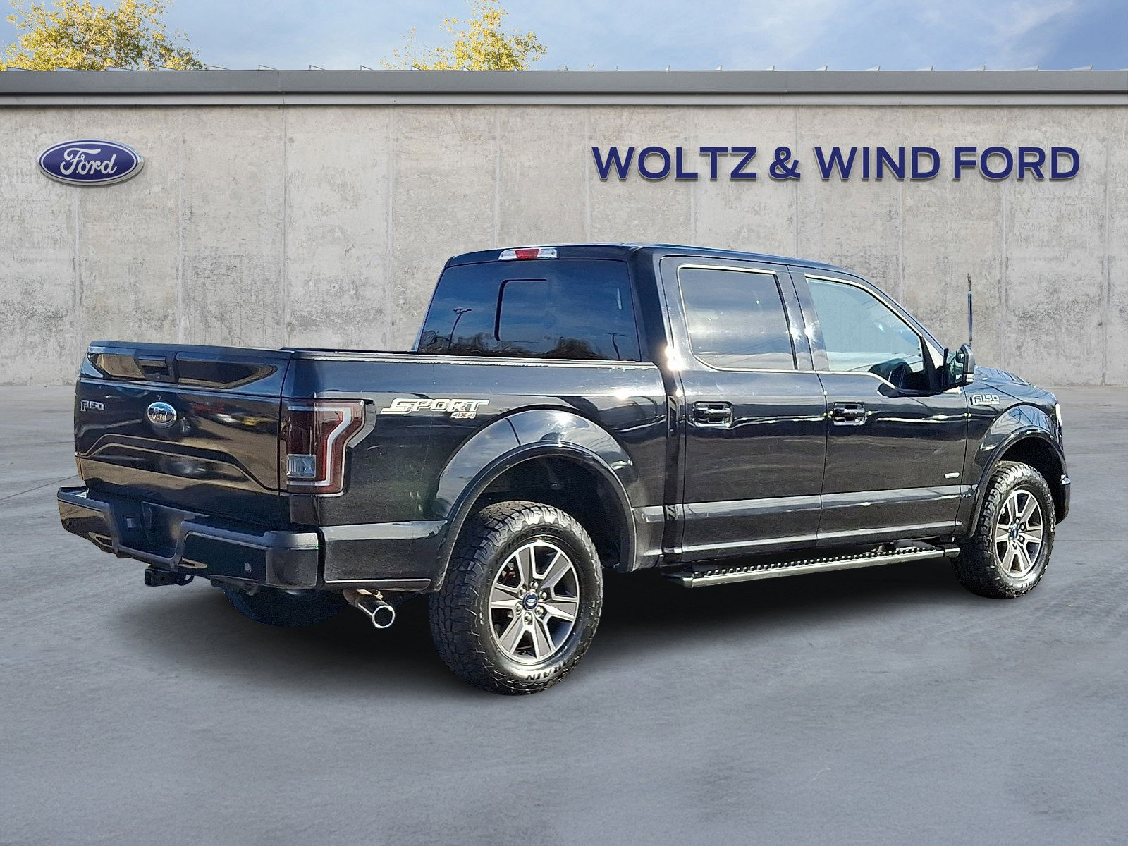 Certified 2017 Ford F150 XLT w/ Equipment Group 302A Luxury image 6