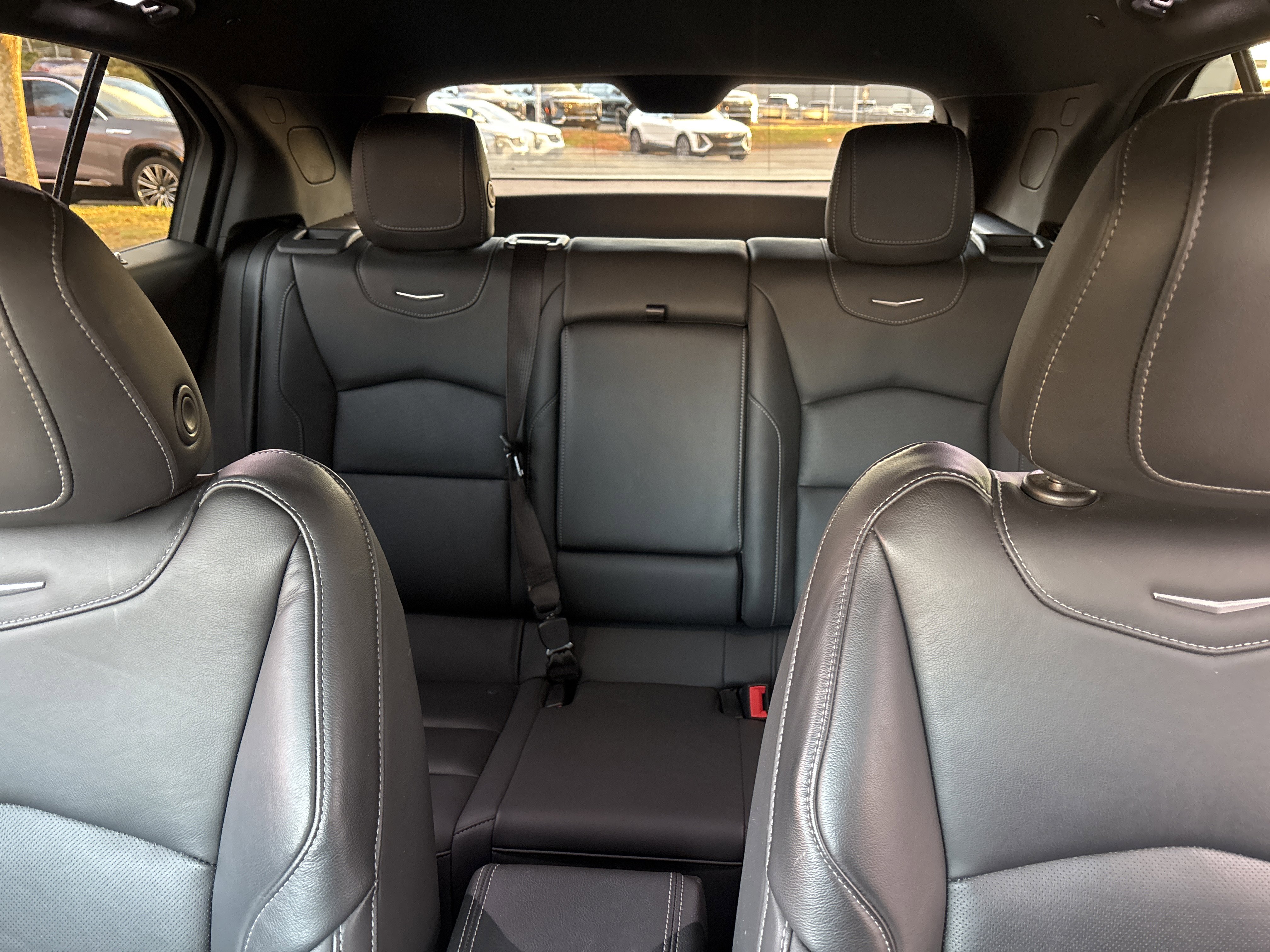 Used 2022 Cadillac XT4 Premium Luxury w/ Technology Package image 33